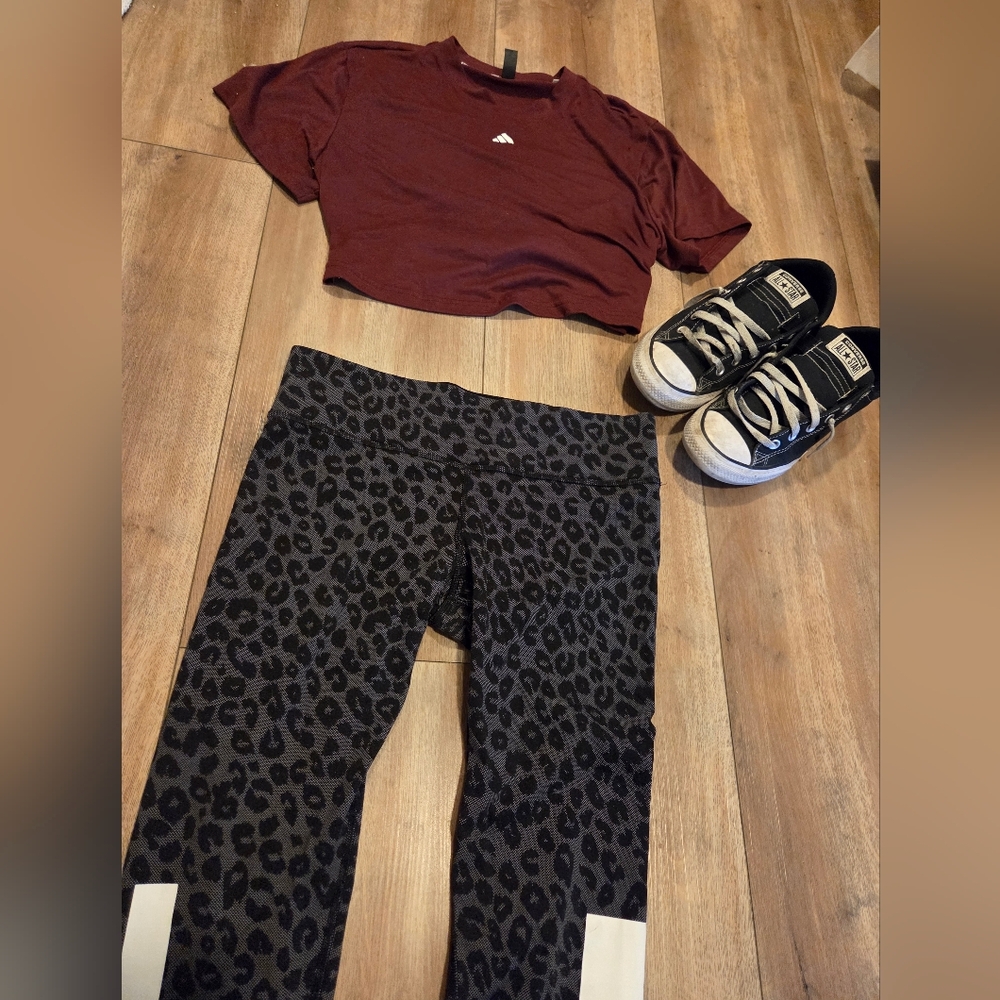 ADIDAS CROP TOP!!